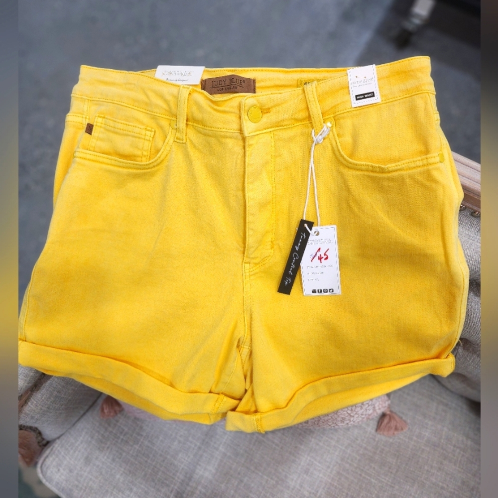 Judy BLUE Women's Yellow Denim Shorts